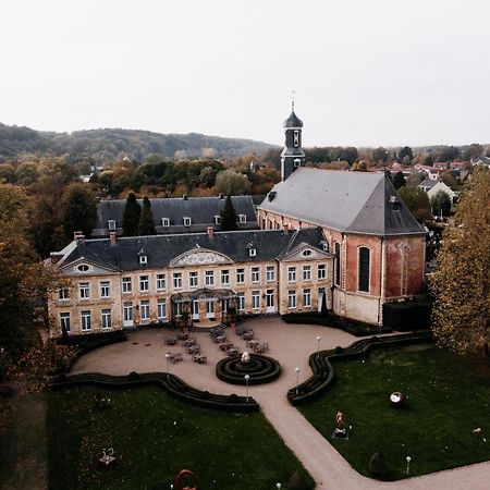 샤토 세인트 게를라흐 호텔 팔켄뷔르흐안더횔 외부 사진 The abbey of Saint-Pierre